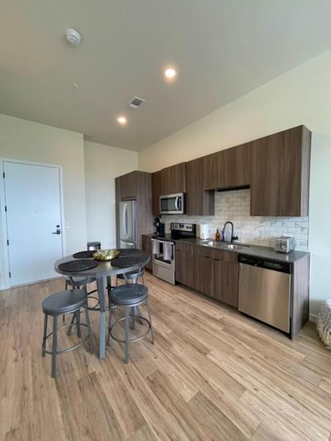 Colorado Springs Luxurious Unit With Mountain View Apartment Luaran gambar